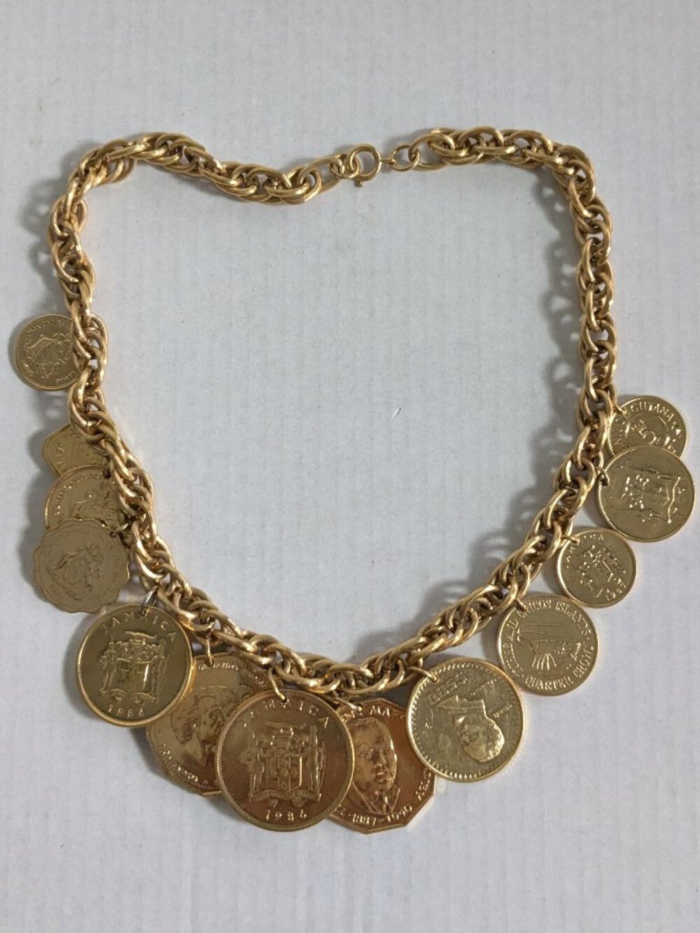 Vtg. FRANKLIN MINT The Golden Caribbean Gold Plated Coin Charm Necklace **Read**